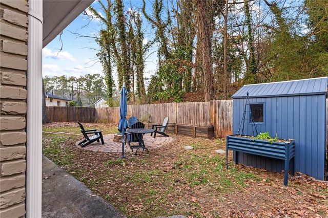 2466 Bouldercliff SE Way, Atlanta, GA 30316