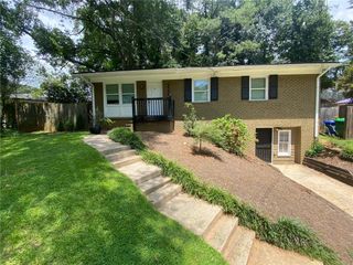 2466 Bouldercliff SE Way, Atlanta, GA 30316