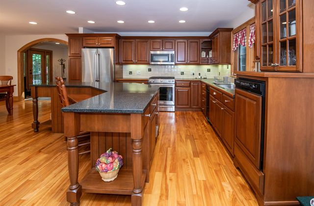 182 Farm Ridge Road, Ludlow, VT 05149