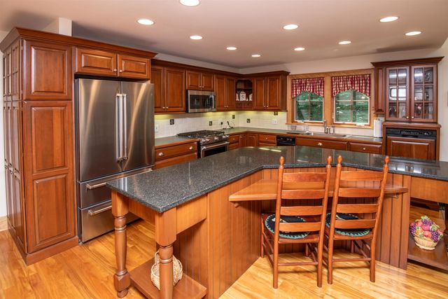 182 Farm Ridge Road, Ludlow, VT 05149
