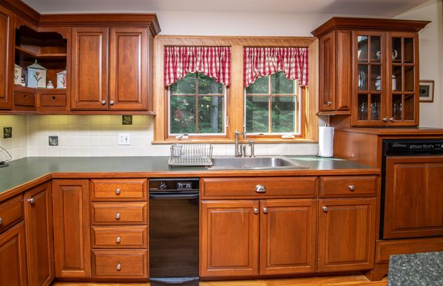 182 Farm Ridge Road, Ludlow, VT 05149