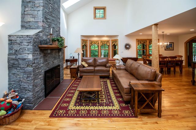 182 Farm Ridge Road, Ludlow, VT 05149