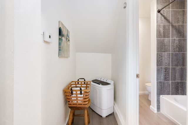 4125 Kuhnle Ave, Oakland, CA 94605