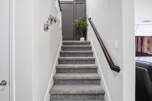 260 Seneca Way, Lodi, CA 95240