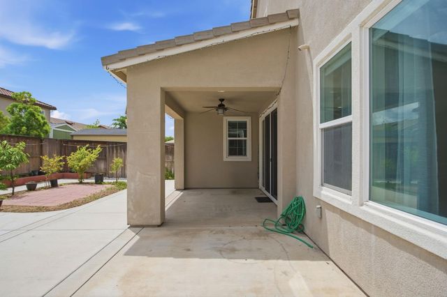 260 Seneca Way, Lodi, CA 95240