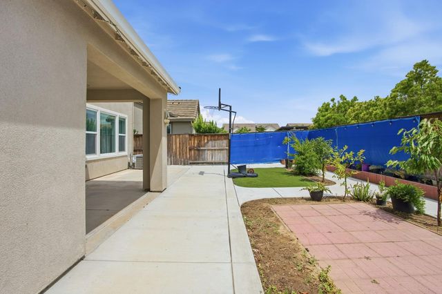 260 Seneca Way, Lodi, CA 95240