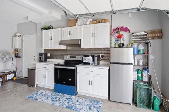 260 Seneca Way, Lodi, CA 95240