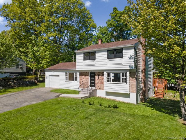 20 Park Circle Drive, Middletown, NY 10940