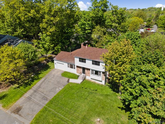 20 Park Circle Drive, Middletown, NY 10940