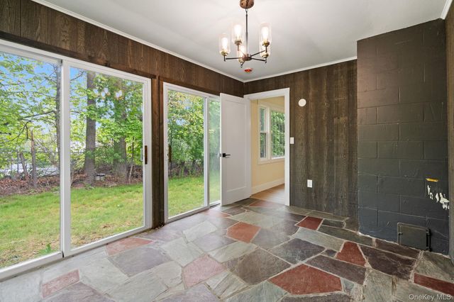 20 Park Circle Drive, Middletown, NY 10940