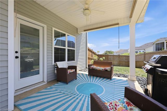 7458 Buckview Court, Kernersville, NC 27284