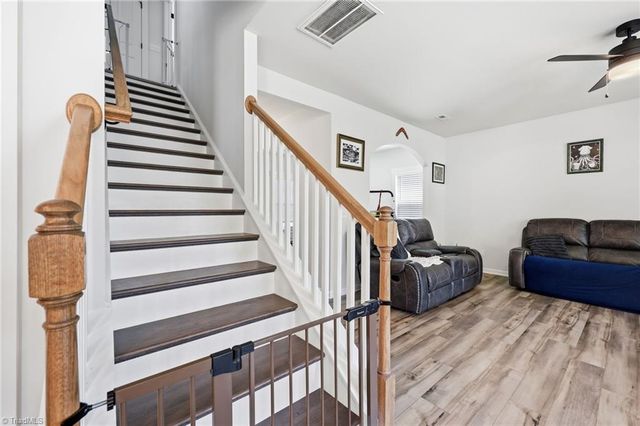 7458 Buckview Court, Kernersville, NC 27284