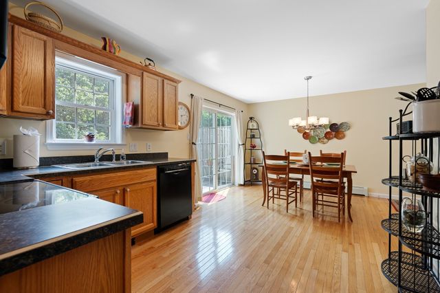 16 Central Tree Rd 16, Rutland, MA 01543