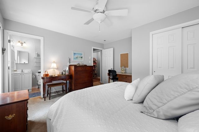 16 Central Tree Rd 16, Rutland, MA 01543