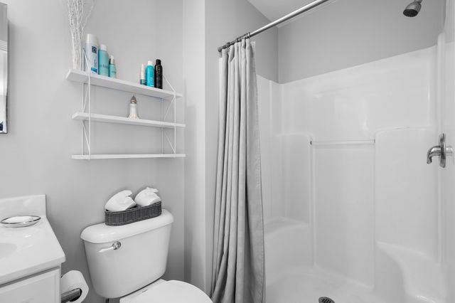 16 Central Tree Rd 16, Rutland, MA 01543