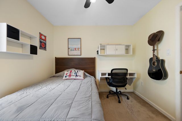 16 Central Tree Rd 16, Rutland, MA 01543