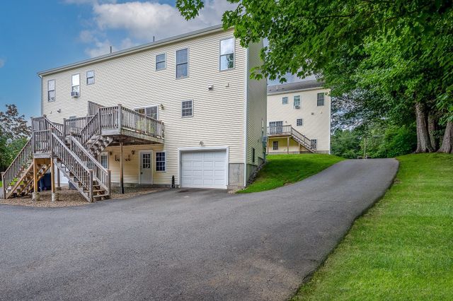 16 Central Tree Rd 16, Rutland, MA 01543