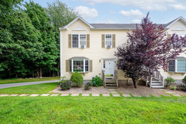 16 Central Tree Rd 16, Rutland, MA 01543
