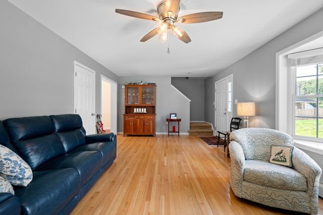 16 Central Tree Rd 16, Rutland, MA 01543