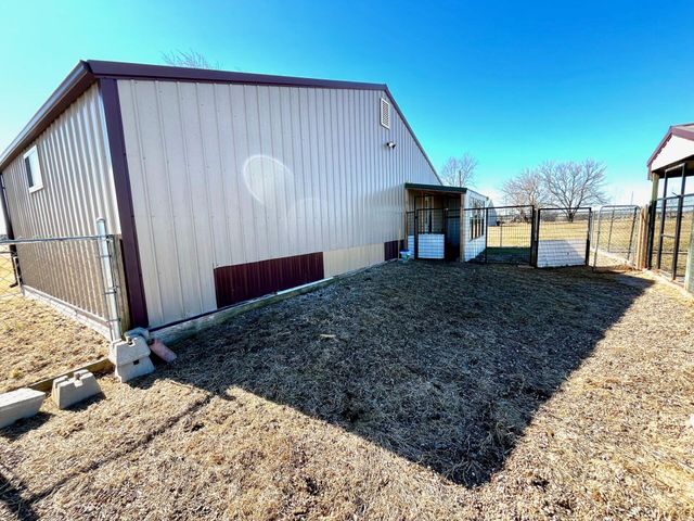 1606 COUNTY ROAD 1390, Cairo, MO 65239