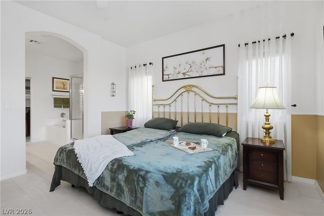 10650 Suffolk Hills Avenue, Las Vegas, NV 89129