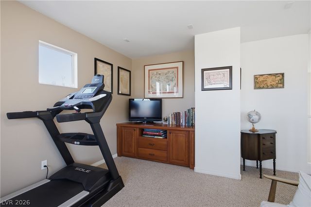 10650 Suffolk Hills Avenue, Las Vegas, NV 89129