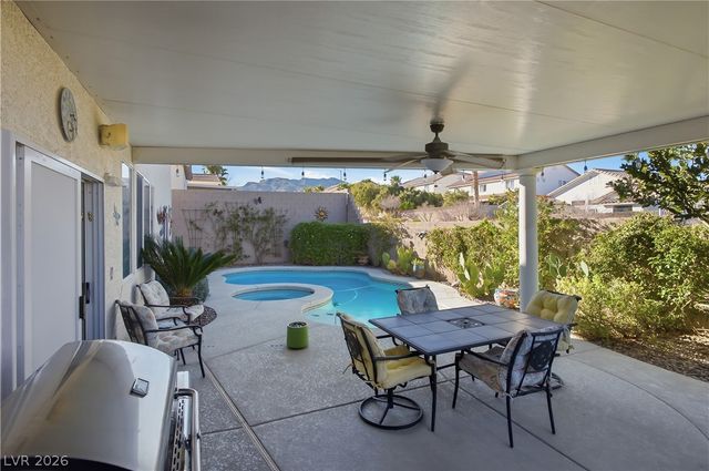 10650 Suffolk Hills Avenue, Las Vegas, NV 89129