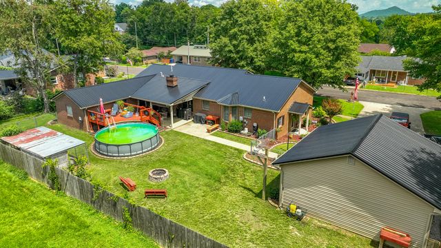 106 Baker Street, Berea, KY 40403