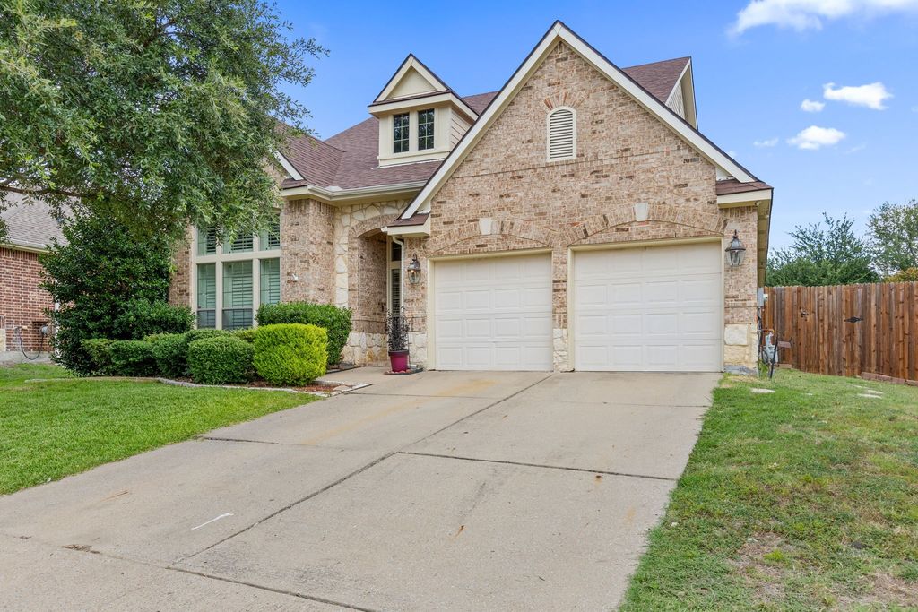 7058 Belteau Lane, Dallas, TX 75227