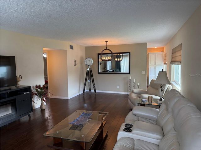2426 ECUADORIAN WAY 40, Clearwater, FL 33763