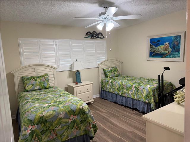2426 ECUADORIAN WAY 40, Clearwater, FL 33763