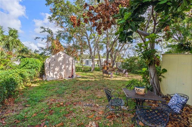 2915 LYNNHURST STREET, Sarasota, FL 34239