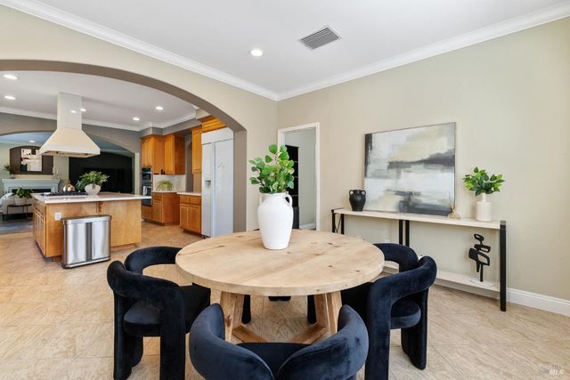 1149 Songwood Rd, Vallejo, CA 94591