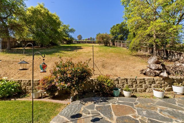 1149 Songwood Rd, Vallejo, CA 94591