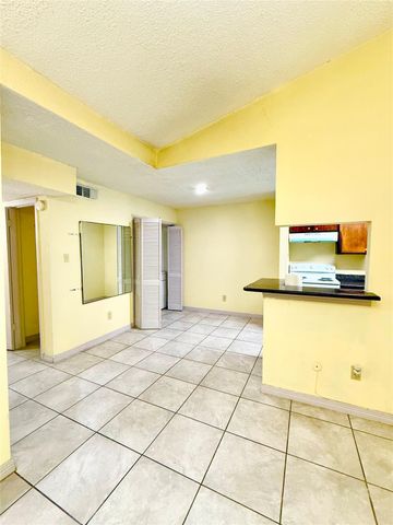 8360 Jorine Drive 8360, Houston, TX 77036