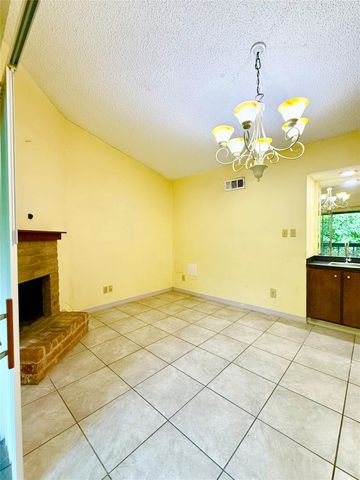 8360 Jorine Drive 8360, Houston, TX 77036