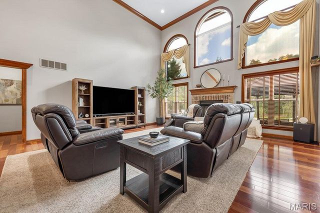 402 Hickory Grove Lane, Wentzville, MO 63385