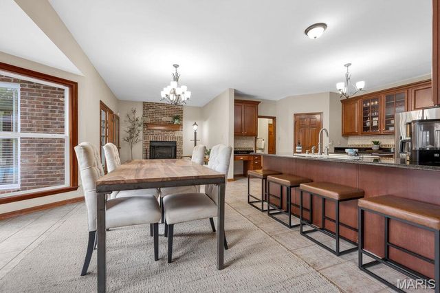 402 Hickory Grove Lane, Wentzville, MO 63385