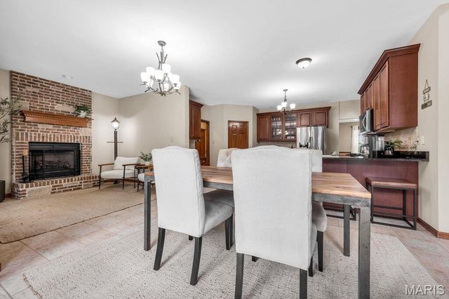 402 Hickory Grove Lane, Wentzville, MO 63385