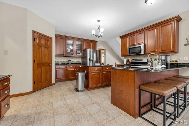 402 Hickory Grove Lane, Wentzville, MO 63385