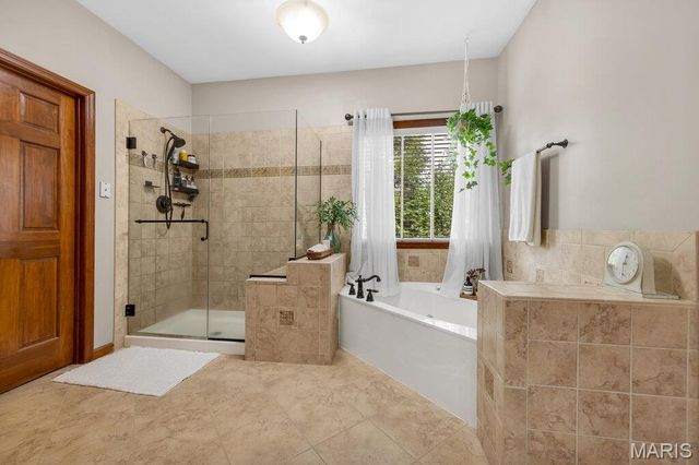 402 Hickory Grove Lane, Wentzville, MO 63385