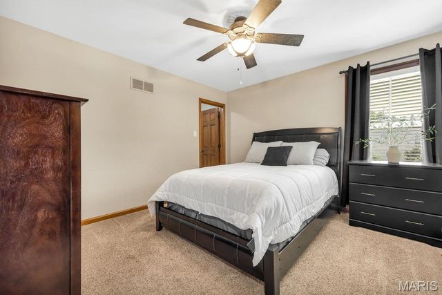 402 Hickory Grove Lane, Wentzville, MO 63385