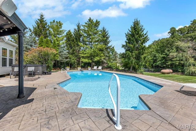 402 Hickory Grove Lane, Wentzville, MO 63385
