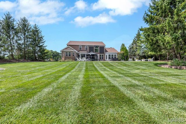 402 Hickory Grove Lane, Wentzville, MO 63385