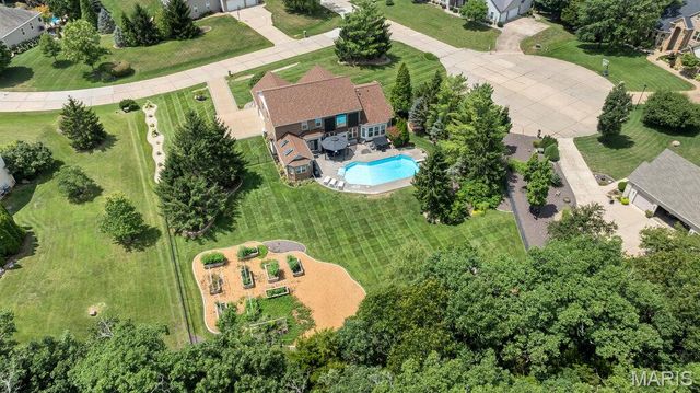 402 Hickory Grove Lane, Wentzville, MO 63385