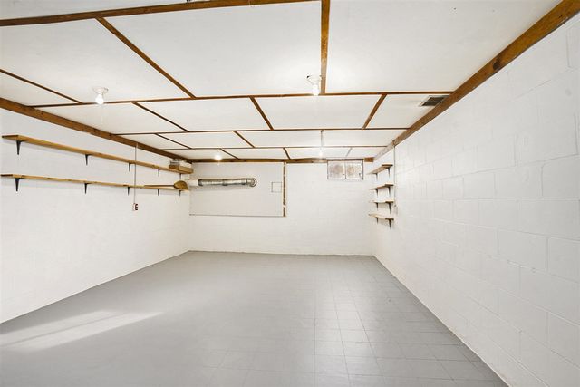 202 Moccasin Street, Buchanan, MI 49107