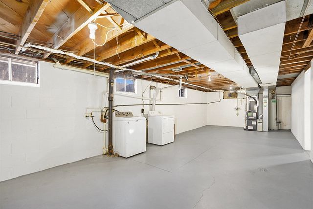 202 Moccasin Street, Buchanan, MI 49107