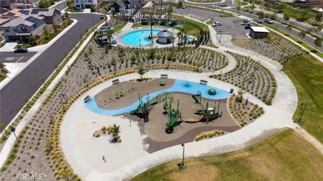 2467 Gunner Ridge Way, Rialto, CA 92377