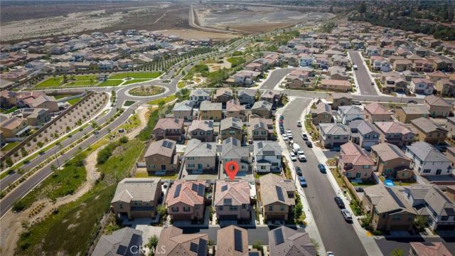 2467 Gunner Ridge Way, Rialto, CA 92377