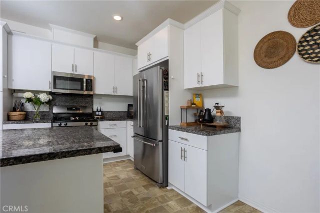 2467 Gunner Ridge Way, Rialto, CA 92377